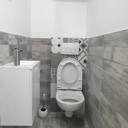 Apartment La